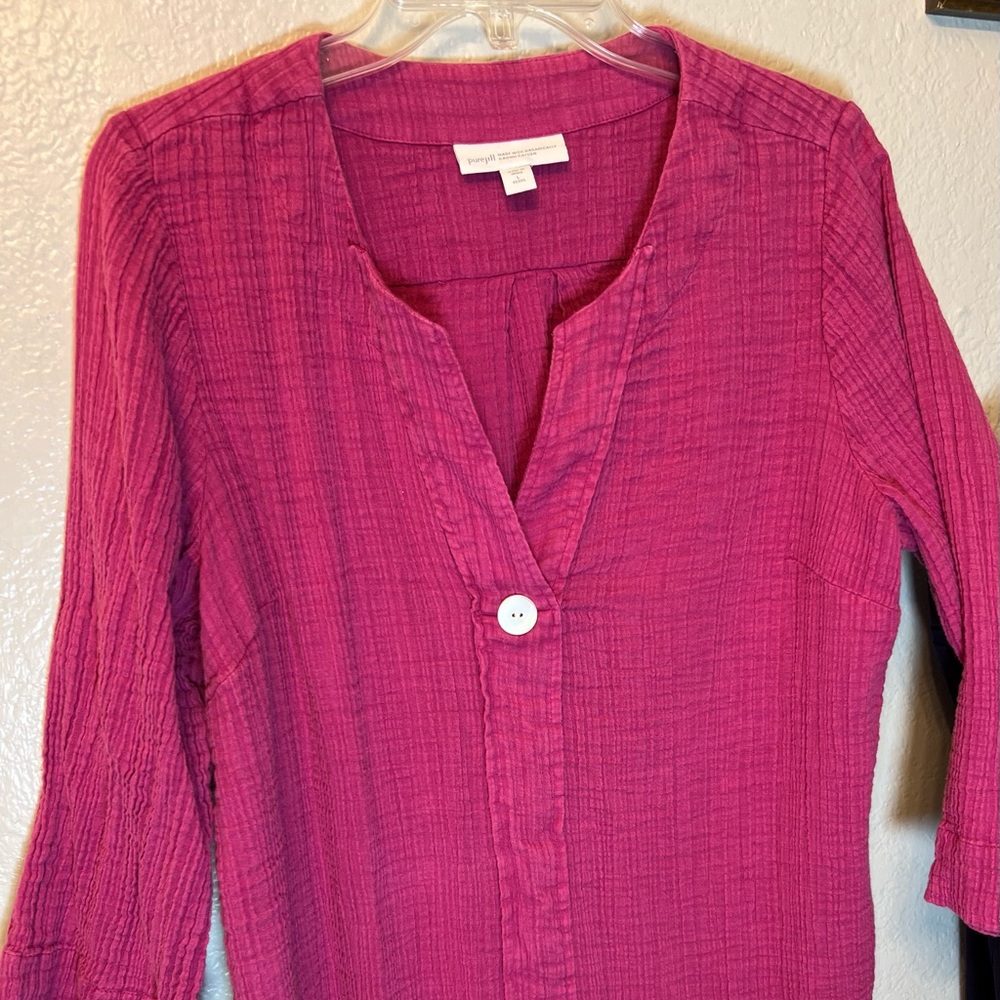 J Jill Purejill  Fuchsia gauze  Split neck shirt size L